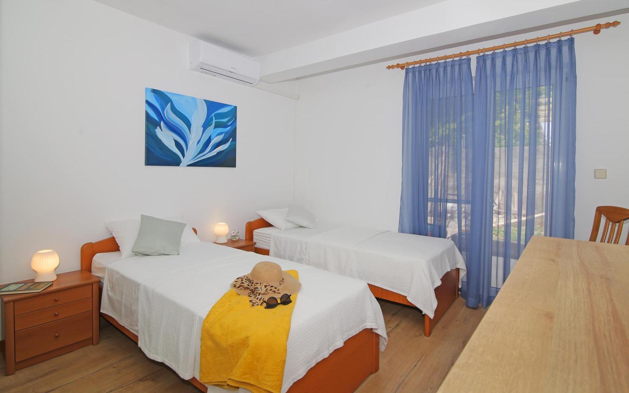 Apartmani Krmek Млини Екстериор снимка